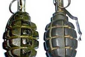 В Россию на черный рынок отправили десятки ящиков мин и патронов из Донбасса