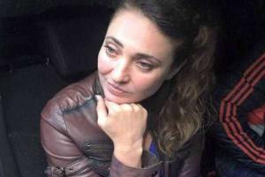 Уволена сотрудница патрульной полиции, которая каталась на авто пьяной и стреляла в баре