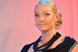 Известная балерина Волочкова серьезно поссорилась со своей матерью