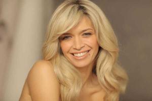 Вера Брежнева поделилась снимком с новой фотосессии