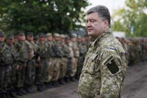 Петр Порошенко согласился увеличить доходы силовиков