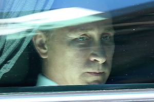 Пономарь: Всё идет по плану Минска-3, Путин под страхом санкций стал более сговорчивым