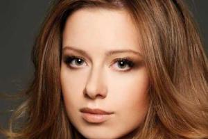 Фанаты гадают, куда пропала Юлия Савичева: певица уже полгода не появляется на публике