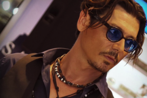 В России обнаружили двойника Джонни Деппа