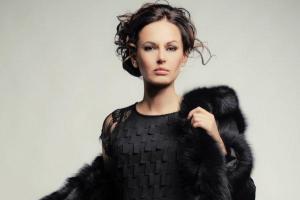 Ирина Безрукова покорила Instagram своими стройными ногами