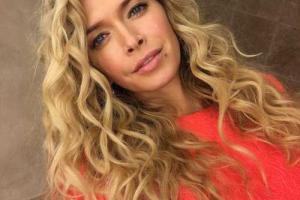 Вера Брежнева полностью обнажилась для фотосессии