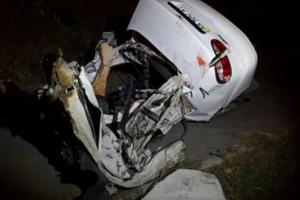 В Киеве Daewoo врезался в столб: авто разорвало на части, четверо погибших