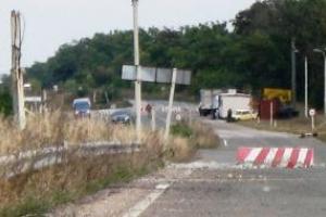 В сети появились фото «таможни» «ЛДНР» в Дебальцево