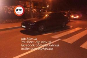 Под Киевом Мазда сбила женщину на переходе, у пострадавшей травма позвоночника