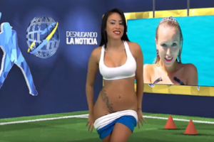 Появилось шокирующее видео, как бразильская телеведущая разделась догола в прямом эфире