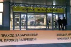 Резню бензопилой в ТЦ Минска устроил 18-летний парень: посетители думали, что это реалити шоу