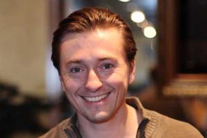 Актер Сергей Безруков показал свою подросшую дочь