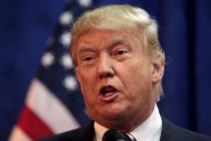 В США Трамп заявил, что Twitter, Google и Facebook хоронят расследование ФБР в отношении Клинтон