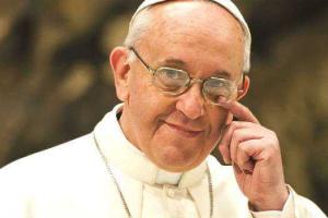 Папа Римский посоветовал людям помолиться перед выборами в США 