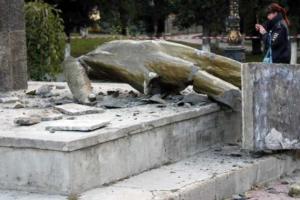 В Судаке неизвестные "завалили" Ленина