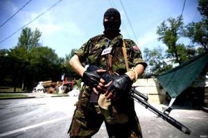 РФ вербует жителей оккупированного боевиками Донбасса на войну в Сирии