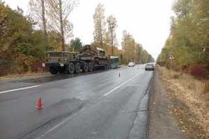 В Винницкой области произошло страшное ДТП: автобус с пассажирами врезался в военный тягач, много пострадавших