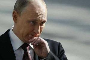 В сети высмеяли неудобный разговор Путина с учителем