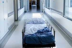 В Индии произошел шокирующий инцидент: священник посоветовал девочке голодать, ребенок умер от истощения