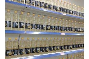 Жители Дебальцево поделились фото из "отжатого" супермаркета "АТБ": "Разнообразие - почти как в СССР"