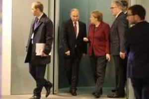 Путин прокомментировал итоги "нормандских переговоров" и нехотя признался, под чем подписалась Россия