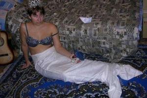 Девушки и ковры: 13 снимков из соцсетей