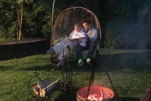 Романтика: Волочкова привела в свой дом известного актера