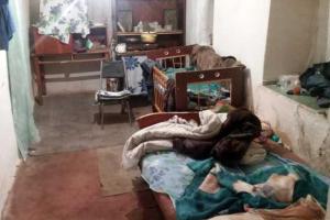 В Марьинке погиб 7-месячный малыш: ребенок сполз с кровати и упал в ведро