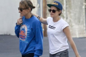 Актриса Кристен Стюарт разорвала помолвку с возлюбленной