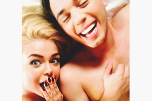 Алина Гросу выложила откровенное фото с сыном Газманова в постели 