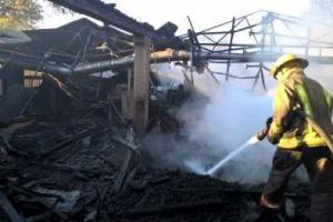 В Мариуполе произошел масштабный пожар: горел деревообрабатывающий цех