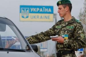 На кордоні з Польщею утворилися черги з 670 автомобілів