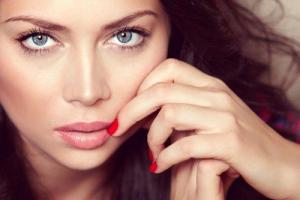 Актриса Настасья Самбурская сделает татуировку в память о возлюбленном