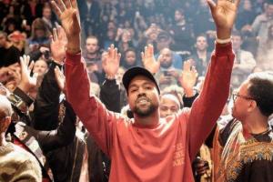 Канье Уэст спас фанатов во время выступления