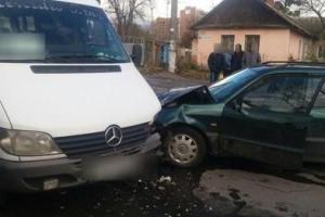 У Хмельницькому сталася ДТП за участі маршрутного таксі