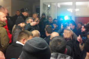 Опубликовано видео захвата отделения полиции в Черкассах
