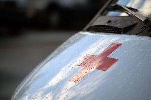 Москвич расстрелял троллейбус с людьми: ранена женщина