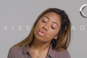 100 людей показали, як вони цілуються: опубліковано відео 