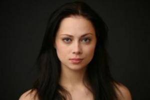 Актриса Настасья Самбурская честно призналась, почему ушла из сериала "Универ"