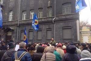 Митинги в Киеве завершились, люди расходятся