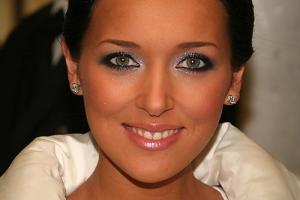 Алсу показала совместное фото с дочерьми