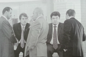 Раритетные снимки Ющенко с Порошенко набрали огромное количество «лайков»
