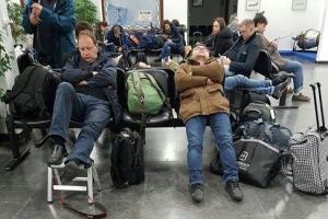 Невезучие: после инцидента со швейцарскими ВВС самолет с российской делегацией сломался на полпути