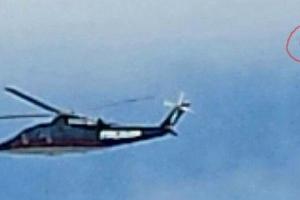 Появилось видео, как вертолет Трампа преследует НЛО