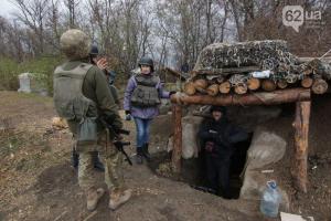 Украинские журналисты попали под обстрел в зоне АТО