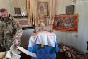 Жители Мариуполя будут молиться в церкви, которую подожгли на выходных