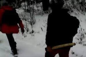 Реакция на бездействие властей: в России дети ходят в школу с топорами