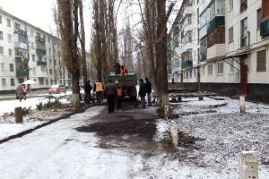 Видео: Как в Лисичанске бездумно закатывают бюджетные деньги