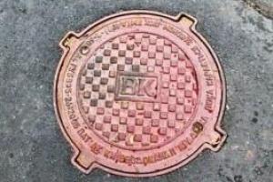 В Киеве украли 328 водопроводных люков 