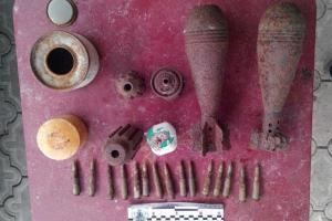 У мешканця Маріуполя вилучено арсенал небезпечних предметів 